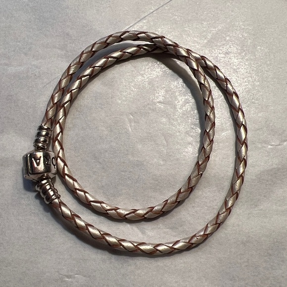 Pandora Double Champagne White Leather Bracelet w Sterling Silver Barrel - Picture 2 of 9